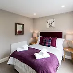 Darlington Arms By The Airport - Free Parking - Bar & Food 4* Redhill (Somerset)