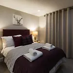 Darlington Arms By The Airport - Free Parking - Bar & Food Inn Redhill (Somerset)