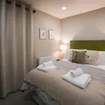 Darlington Arms By The Airport - Free Parking - Bar & Food 宾馆