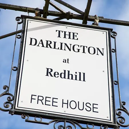 Darlington Arms By The Airport 4*