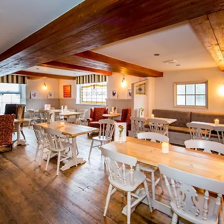 Darlington Arms By The Airport - Free Parking - Bar & Food Redhill (Somerset)
