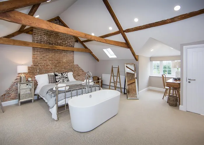 Inn Darlington Arms By The Airport - Free Parking -bar & Food Redhill (Somerset)