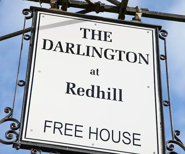 Darlington Arms By The Airport - Free Parking -bar & Food 4*