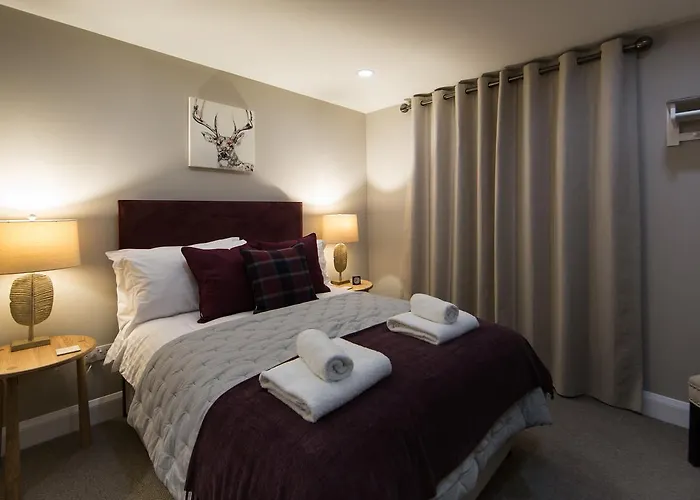 Darlington Arms By The Airport - Free Parking -bar & Food Estalagem Redhill (Somerset)