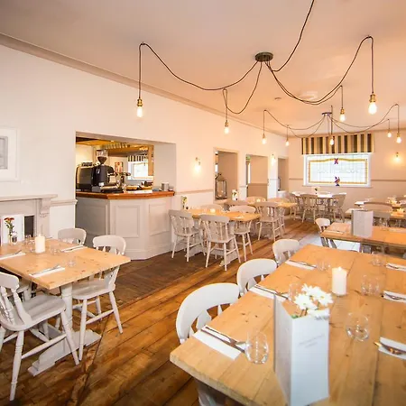 Darlington Arms By The Airport Estalagem 4*