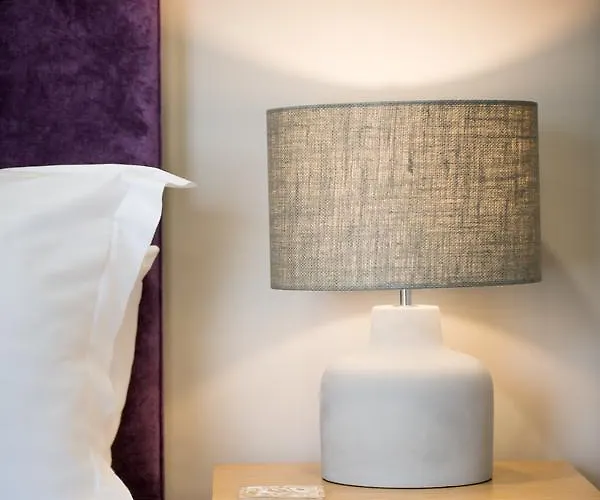 بيت ريفي Darlington Arms By The Airport - Free Parking -bar & Food 4*